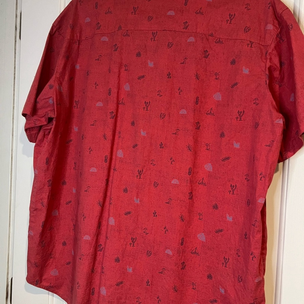 Columbia Men's Red Short Sleeve Shirt XL - Picture 6 of 6